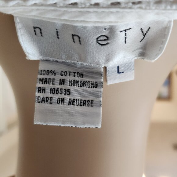 nineTy size L, white 100% cotton, tunic blouse with embroidered trim, v-neck - Picture 16 of 16